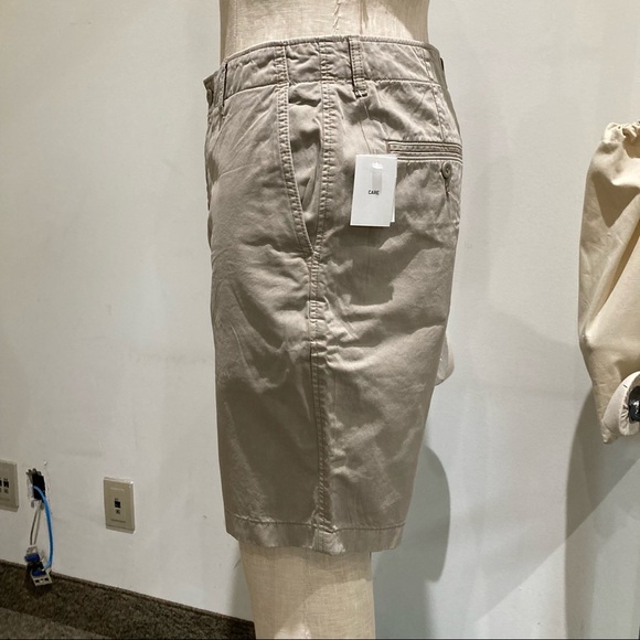 NWT Uniqlo chino shorts - Picture 2 of 5